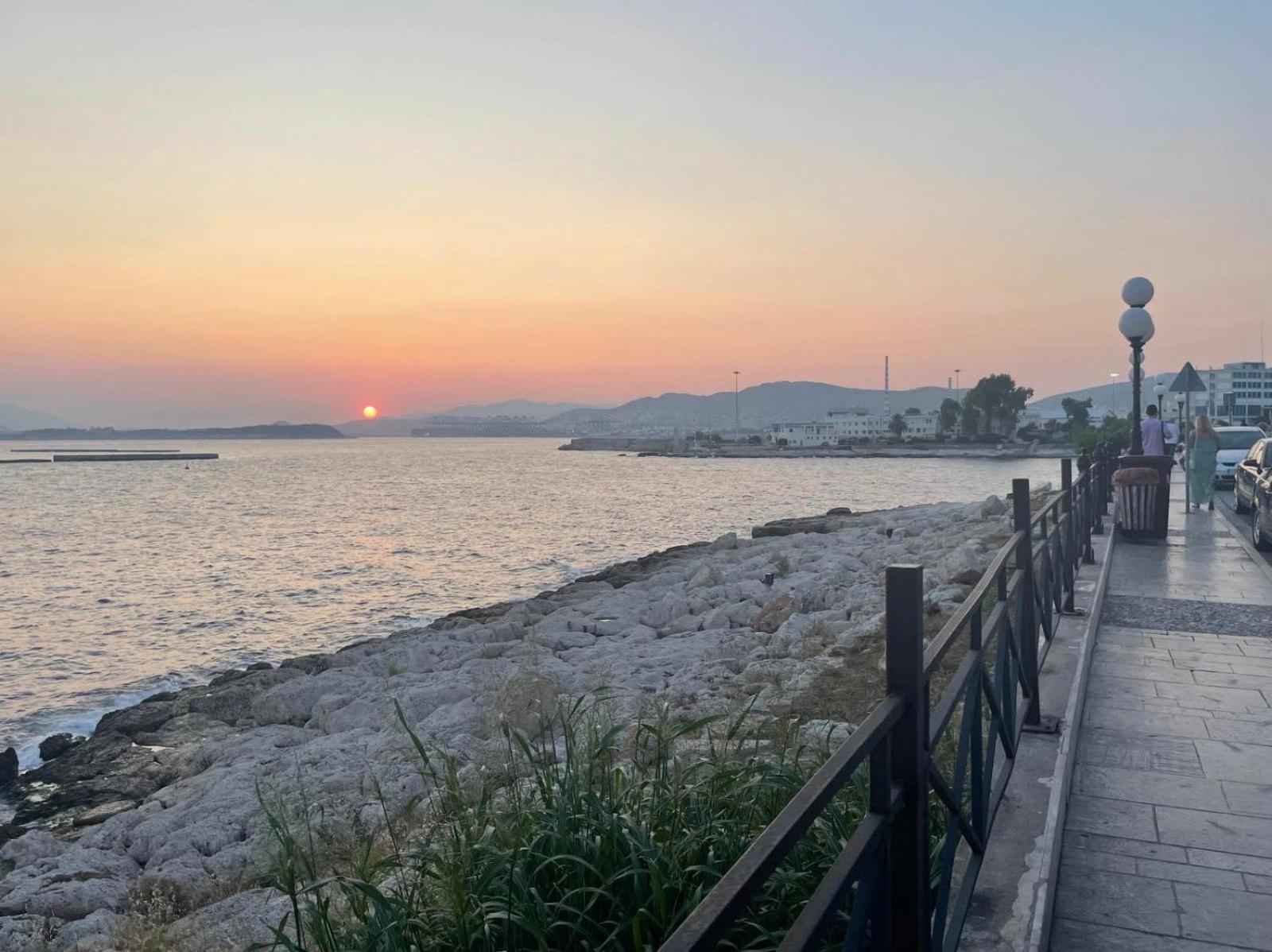 פיראוס Piraiki Coastal Accommodation מראה חיצוני תמונה